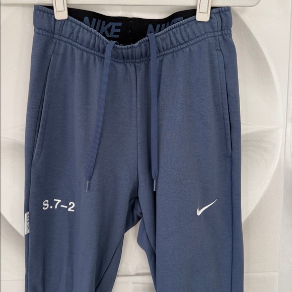 Nike Men’s Dri-FIT Studio '72 Joggers! - Picture 10 of 10